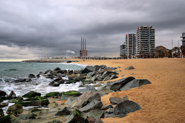 Playa de Badalona: conservación del litoral y limpieza de playas.